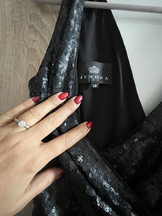 Рокли официални