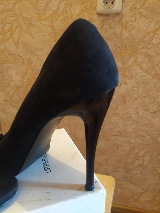 Продам туфли очень элегантные
