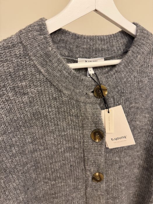 B.Young Нова жилетка с вълна L