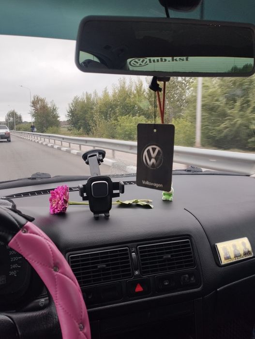 ПРОДАМ МАШИНУ volkswagen bora автомат
