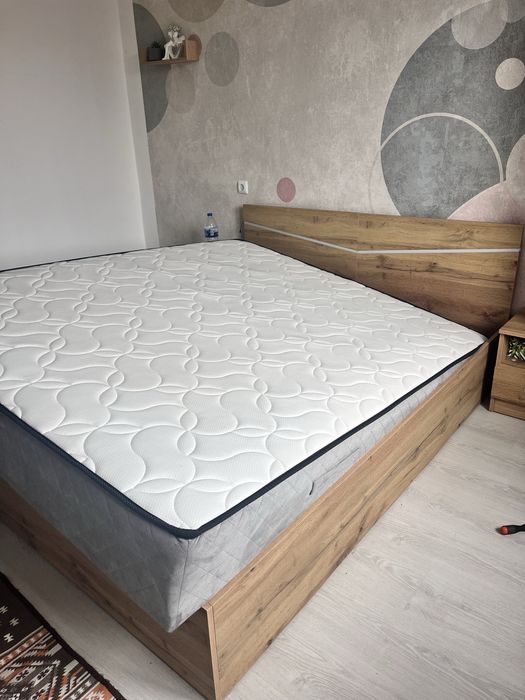 Легло с  матрак