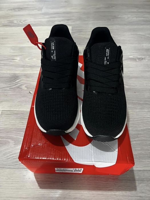 Кросовки Nike air zoom