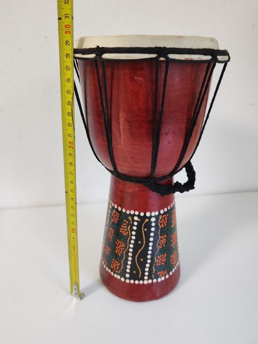 Tobă djembe 30 cm, realizată din lemn masiv