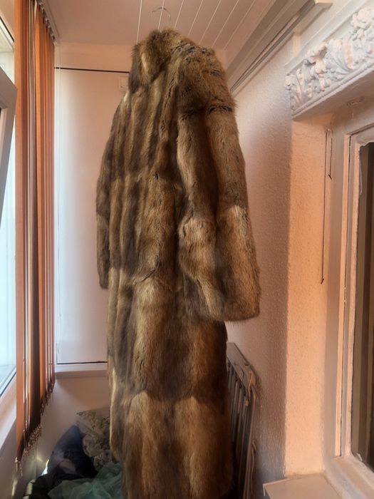 Haina de blana in conditie buna