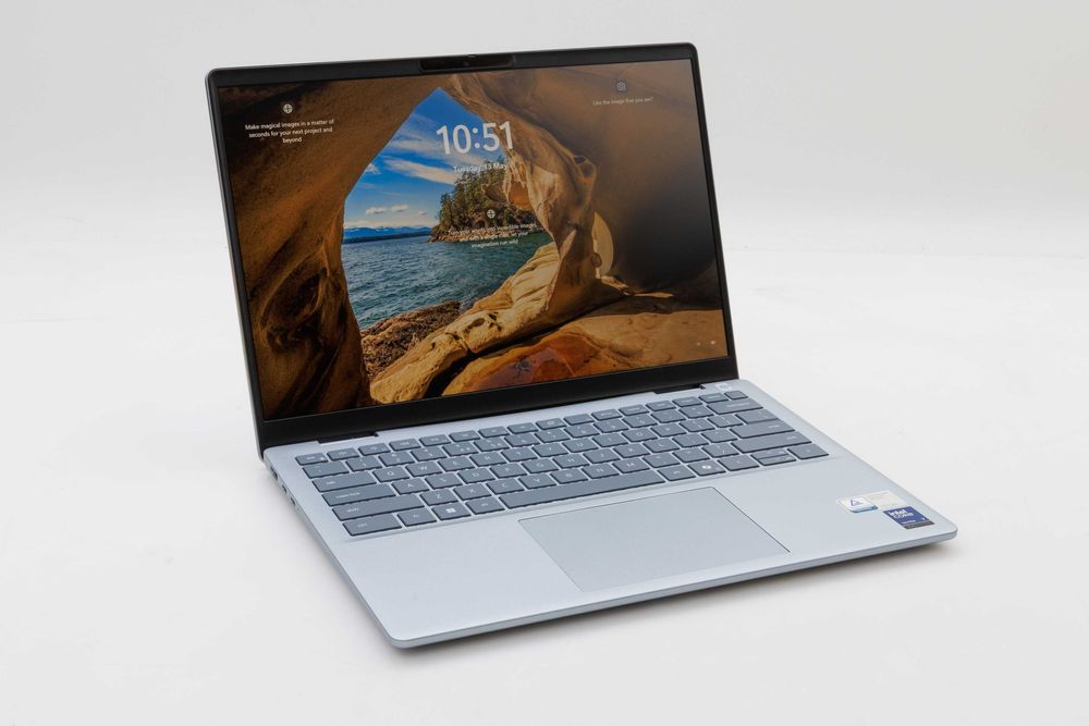 Laptop Dell Inspiron 14 Plus 2.5K 90Hz Ultra 7 32GB 1TB SSD Win11 NOU