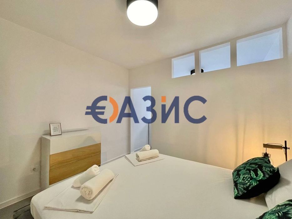 Продава се Тристаен апартамент в Свети Влас - 82 кв.м за 1074 €/кв.м - Снимка #9
