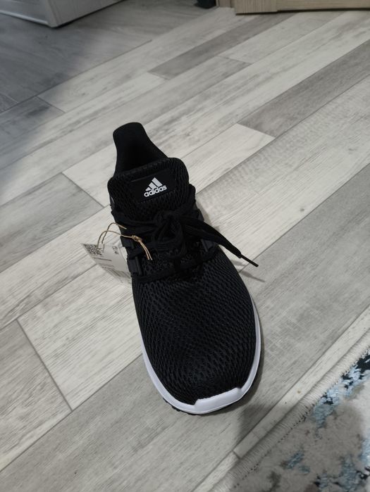 Кроссовки адидас оригинал