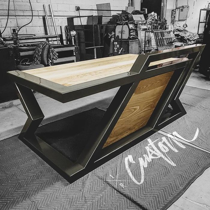 Мастер лофтдан столаримиз