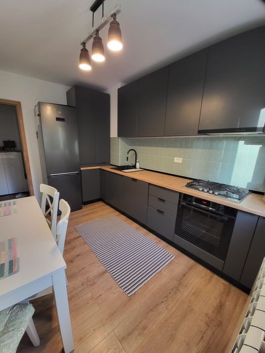Apartament 3 camere Megamall
