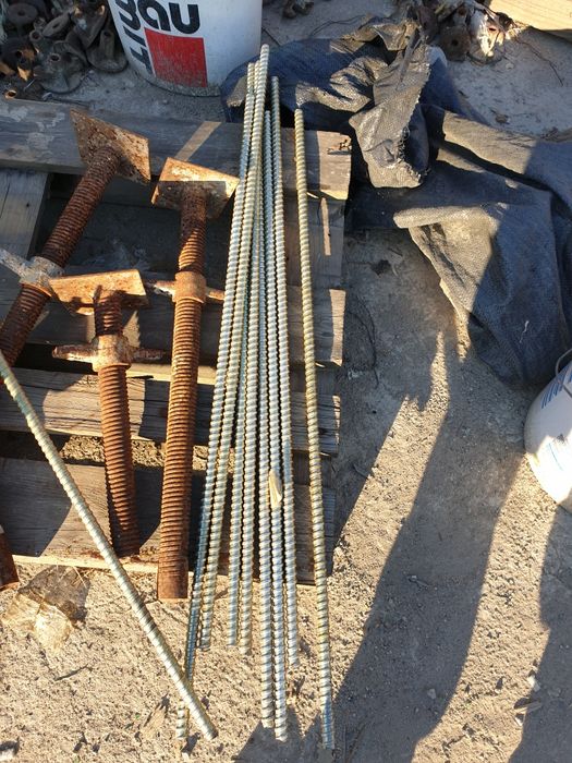 Нови поцинковани шпилки за кофраж