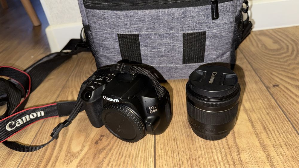 Фотокамера Canon EOS 250D EF-S 18-55 IS STM Kit