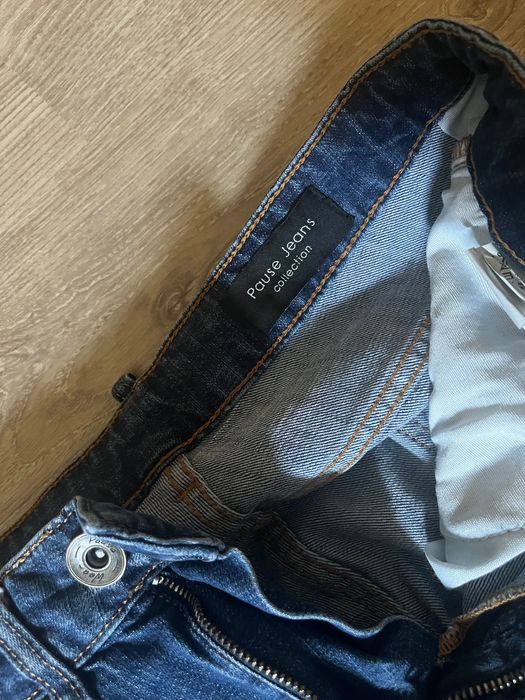 Дънки на Pause Jeans