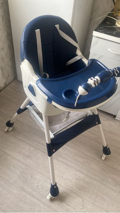 Продам стулия для кормления