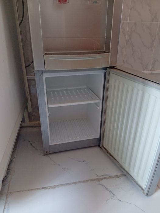 Продам кулер для воды