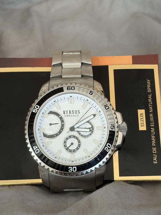 Emporio Armani / Versace часовници