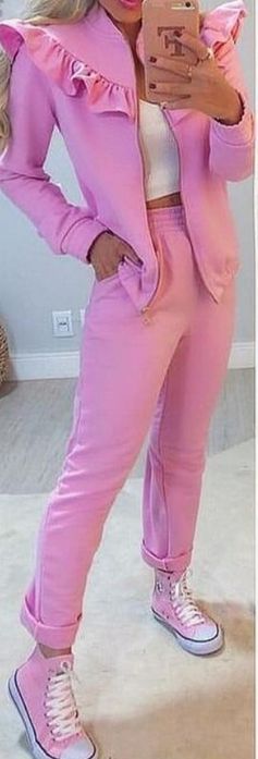 Розов комплект Barbie