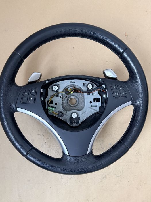 Бмв М волан bmw e84 e87 e90 e91 e92 e93