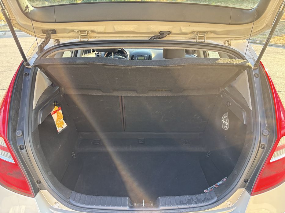 Hyundai i30 facelift, 2011г