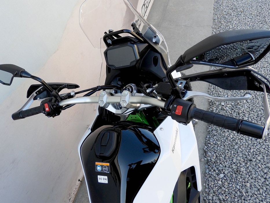 Motocicletă Kawasaki KLE500 SE 2026 | Rate | Leasing