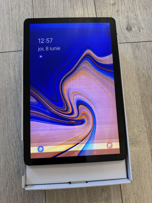Tableta Samsung Galaxy Tab S4 T830, 10.5”, 64GB, 4GB RAM, Wi-Fi, Black - prezinta burn pe ecran - tenta de roz intrucat a rulat un clip publicitar