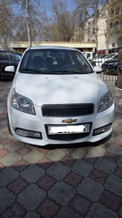 Продам нексия 3 в илеальном состояние