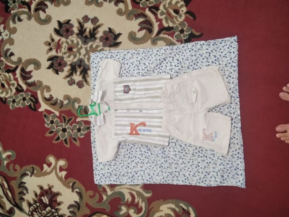 Продам детские вещи