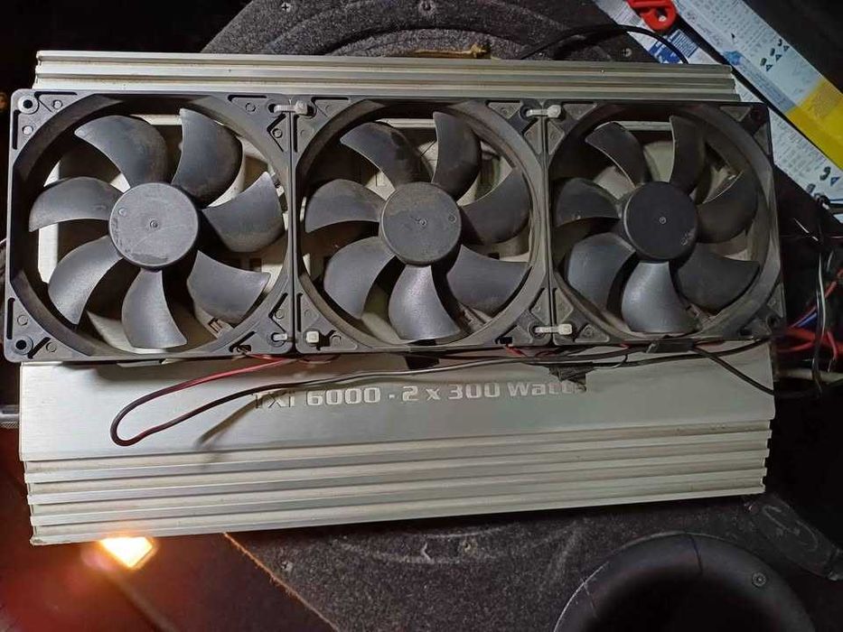 Amplificator/statie HIFONICS TXi-6000, 600w RMS