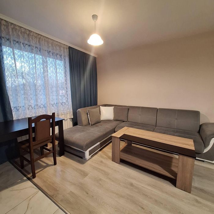 Дава се под наем Двустаен апартамент в Пловдив, Христо Смирненски - 80 кв.м за 460 € - Снимка #1