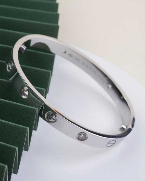 Brățară Cartier LOVE 19 cm White Gold 18K Diamond