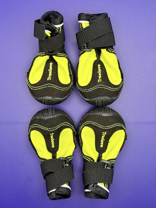 Обувки за куче дребна порода - неупотребявани