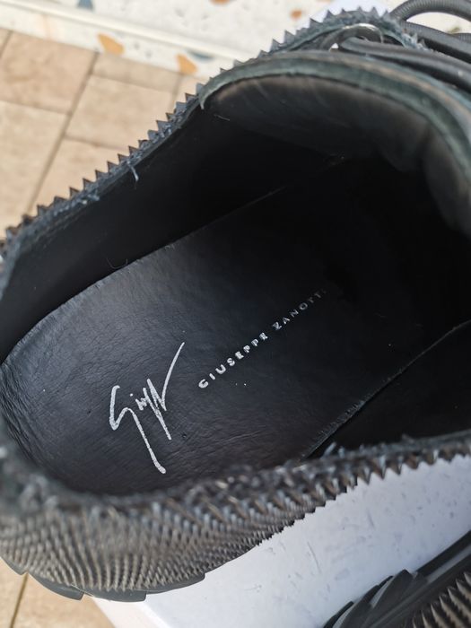 Giuseppe Zanotti nr 45 piele