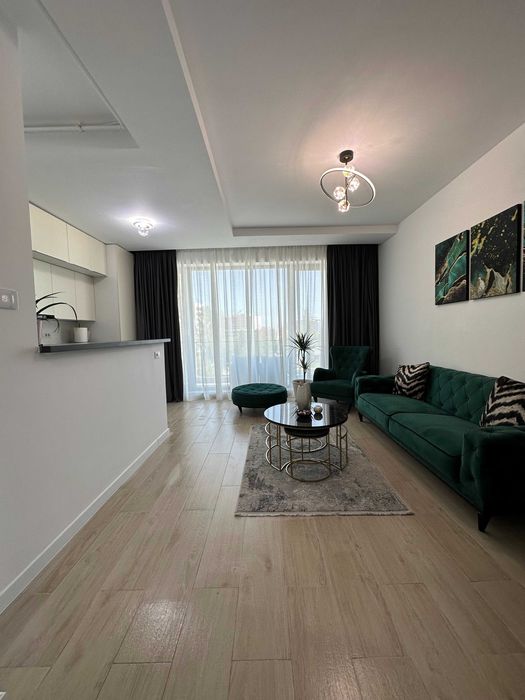 Inchiriez apartament 2 camere la intrare in Mamaia LAKE ON cu parcare