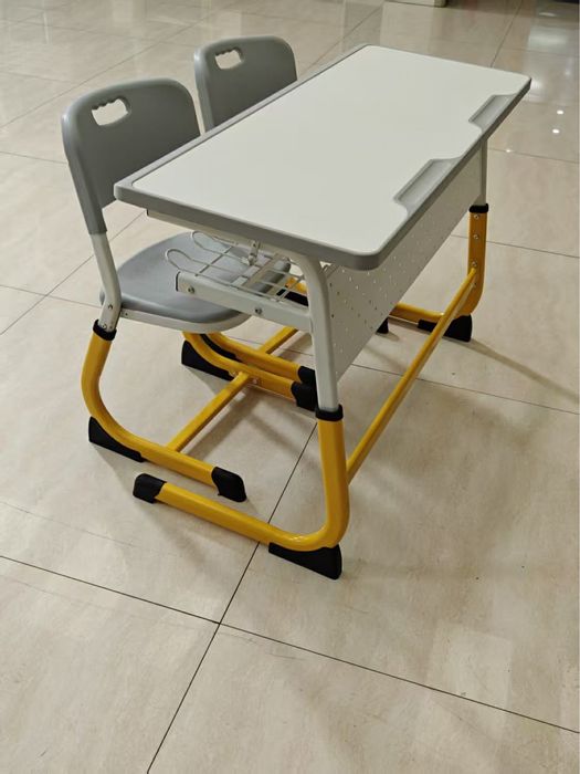 Парта школьная двухместная в комплекте