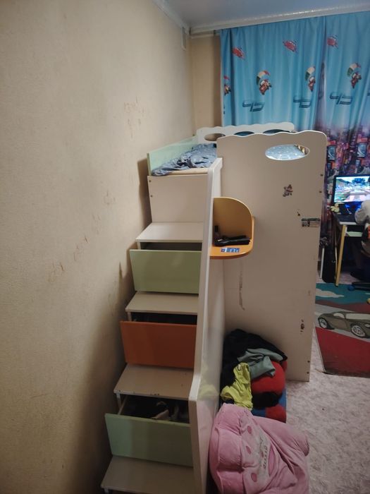 Продам кровать и шкаф