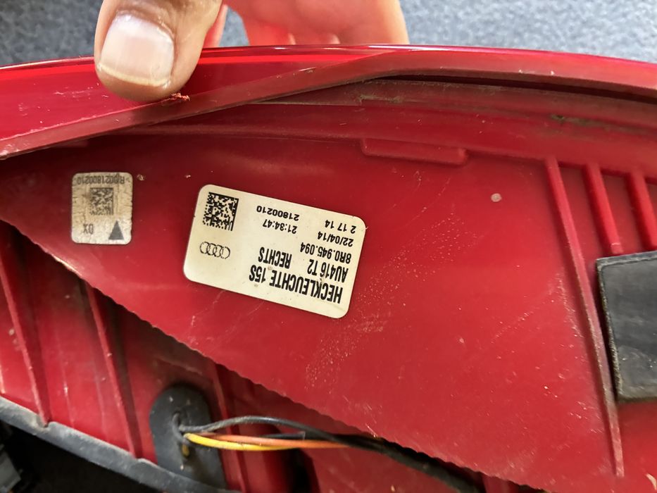 Tripla lampa stop spate audi q5 8R stanga dreapta