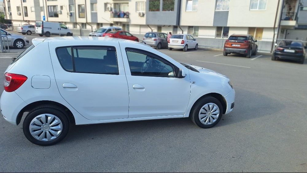 Se vinde Dacia Sandero
