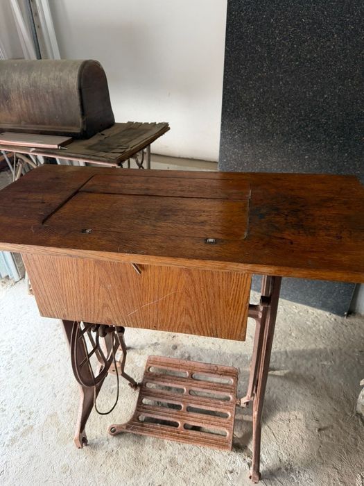 Швейная машинка.