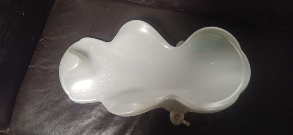 Ванночка для купания младенцев