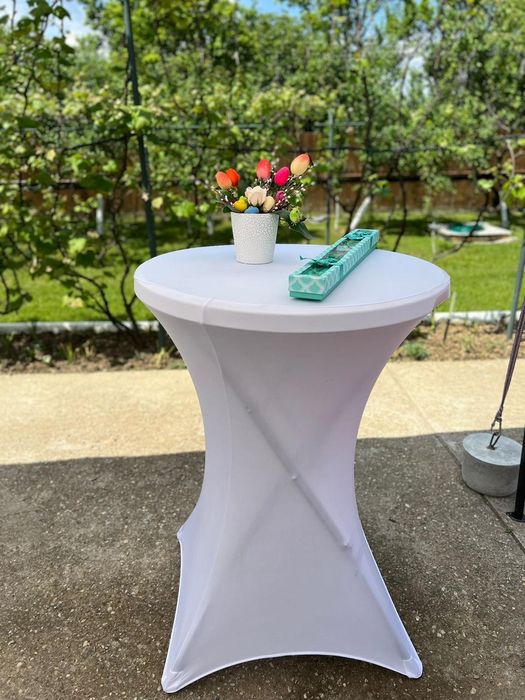 Închiriez cort evenimente , mese , scaune , aranjamente florale