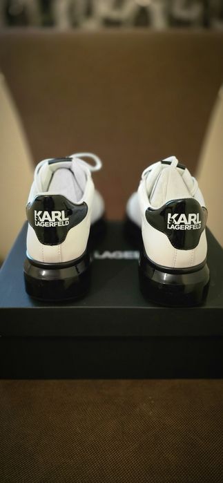 Vând Karl lagerfeld