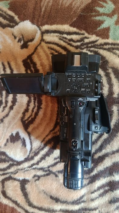 Sony  HXR   nx 3