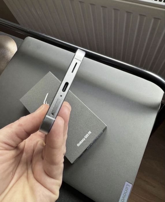 Samsung galaxy S25 FE