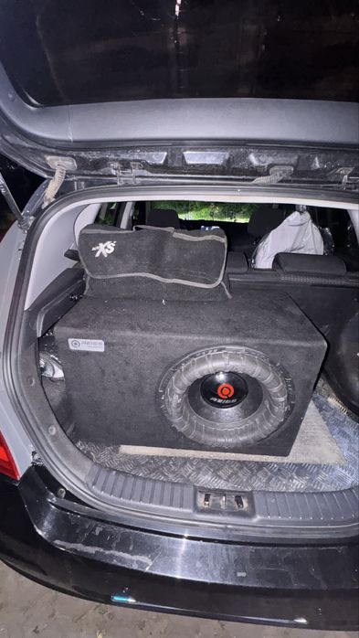 Subwoofer Reiss 1200wRMS+ Amplificator Taramps