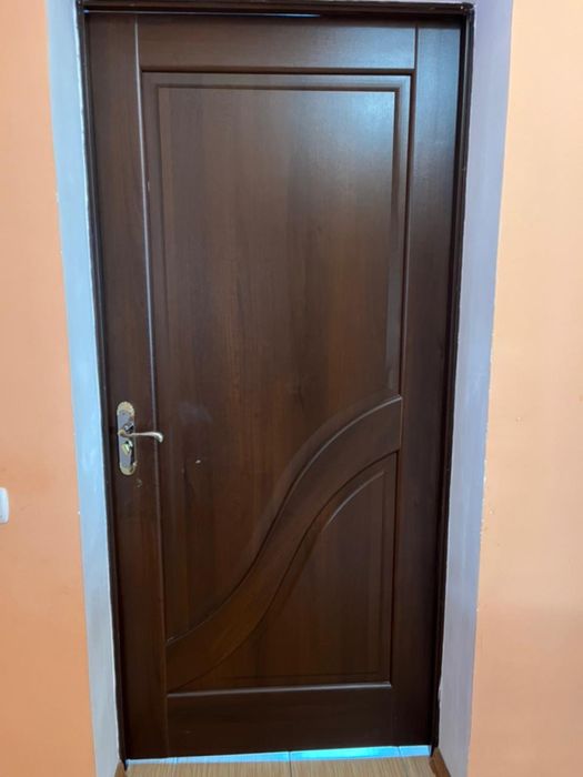 Есиктер двери очень в хорошем состоянии