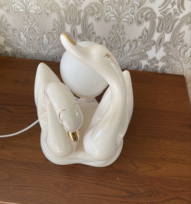 Светильник белый