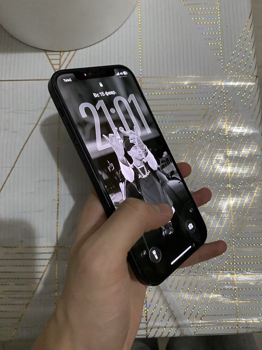 Продам Айфон 12 128гб