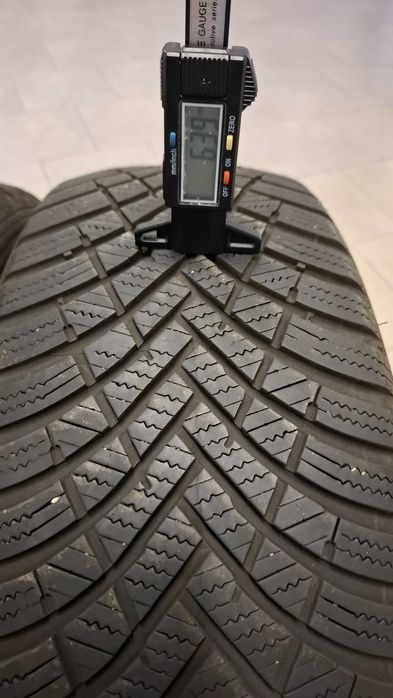 2бр зимни гуми Hankook 205 55 17