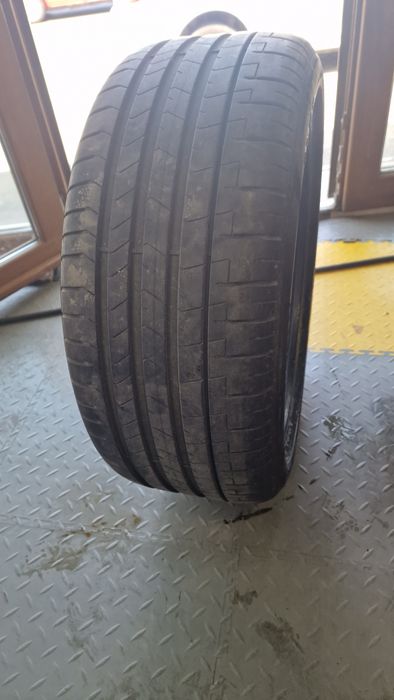 Pirelli 245/40/19 rft BMW