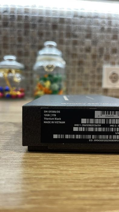 Samsung s25 ultra 1tb.