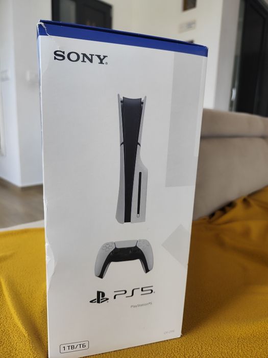 Play Station 5 de 1 TB, în garanție